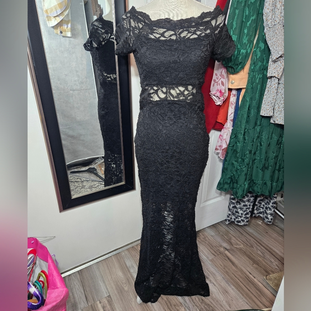NW Nightway Lace Dress Maxi Evening Off Shoulder Black Sz 8 Petite
